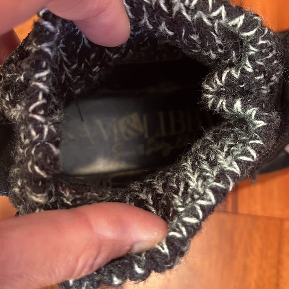 Sam & Libby Black Suede Ankle Booties with Knit Lining, Size 6 1/2 - Picture 5 of 8